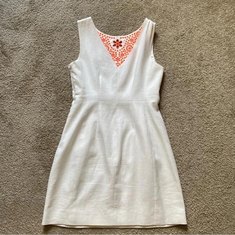 NWT ~ Kate Spade ~ White Domino Sheath Dress ~ Coral Embroidery ~ Size 12